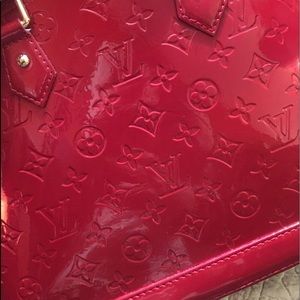 Louis Vuitton Alma hand bag